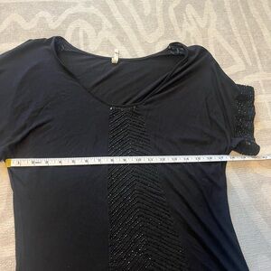 Beaded scoop neck t-shirt